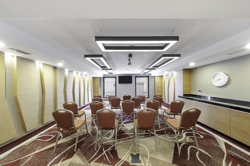 Park Dedeman Trabzon Hotel Luaran gambar
